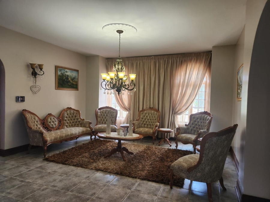 4 Bedroom Property for Sale in Wilkoppies North West